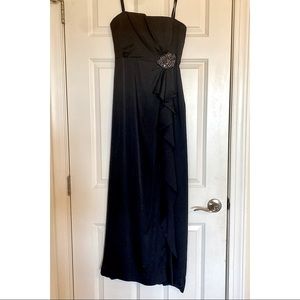 BCBGMAXAZRIA strapless silk crepe gown